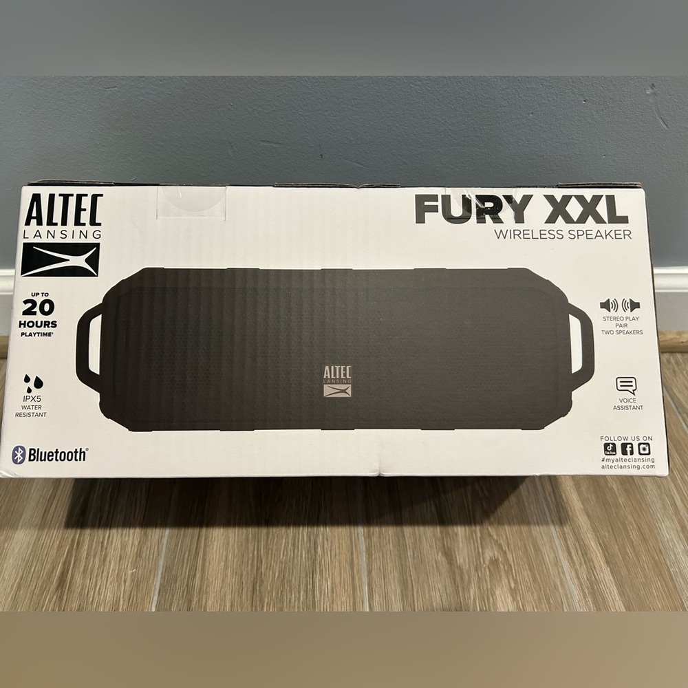Brand New Altec XXL Lansing Fury Wireless Water Resistant Portable Speaker Black